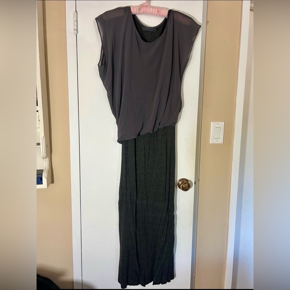 Velvet by Graham & Spencer Charcoal Sleeveless Dress Women’s Size Medium